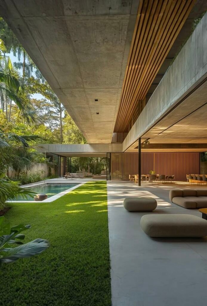 Toma de casa interior